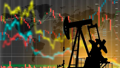 النفط-يُغلق-منخفضاً-لكنه-يحقق-مكاسب-شهرية-تتجاوز-8%