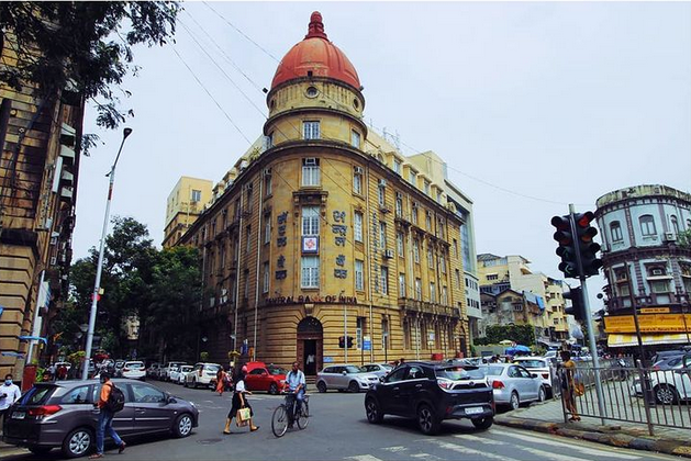 “المركزي-الهندي”-يثبت-أسعار-الفائدة-متماشيًا-مع-التوقعات