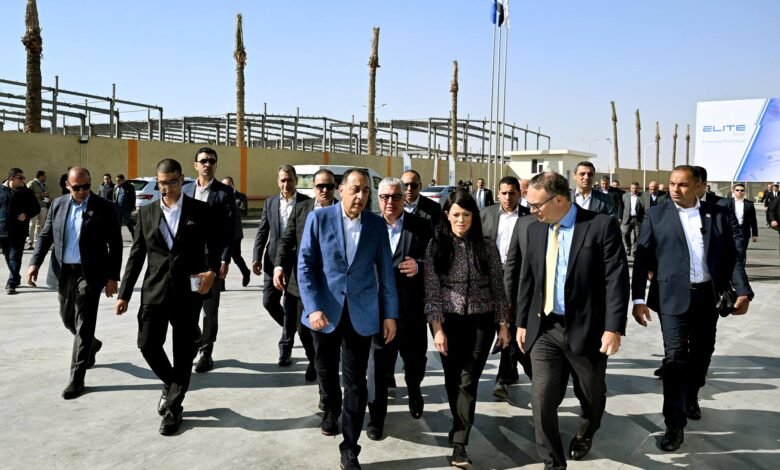 116-مليون-دولار-استثمارات-مجمع-“إيليت-سولار”-لتكنولوجيا-الطاقة-الشمسية-بـ”السخنة”