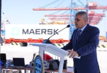 أسامة-ربيع:-حركة-الملاحة-في-“قناة-السويس”-منتظمة-بالاتجاهين