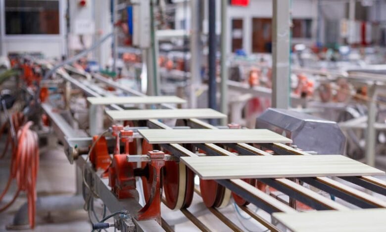 «الصناعة»-تبحث-تسوية-مديونيات-«الغاز»-لشركات-السيراميك