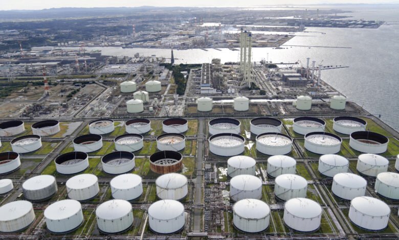 وكالة-الطاقة-الدولية-تقرر-ضخ-مخزونات-نفطية-طارئة-لتهدئة-الأسواق-العالمية