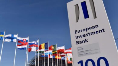 الاستثمار-الأوروبي-و”إيني”-يوقعان-اتفاقية-بـ-500-مليون-يورو-لإنشاء-مصفاة-بمقاطعة-بافيا-الإيطالية