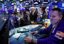 تراجع-الأسهم-الأمريكية-في-المستهل-مع-تقييم-آفاق-التهدئة